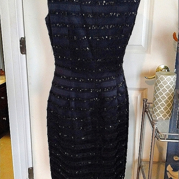 Carmen Marc Valvo Collection Dress - Picture 7 of 7